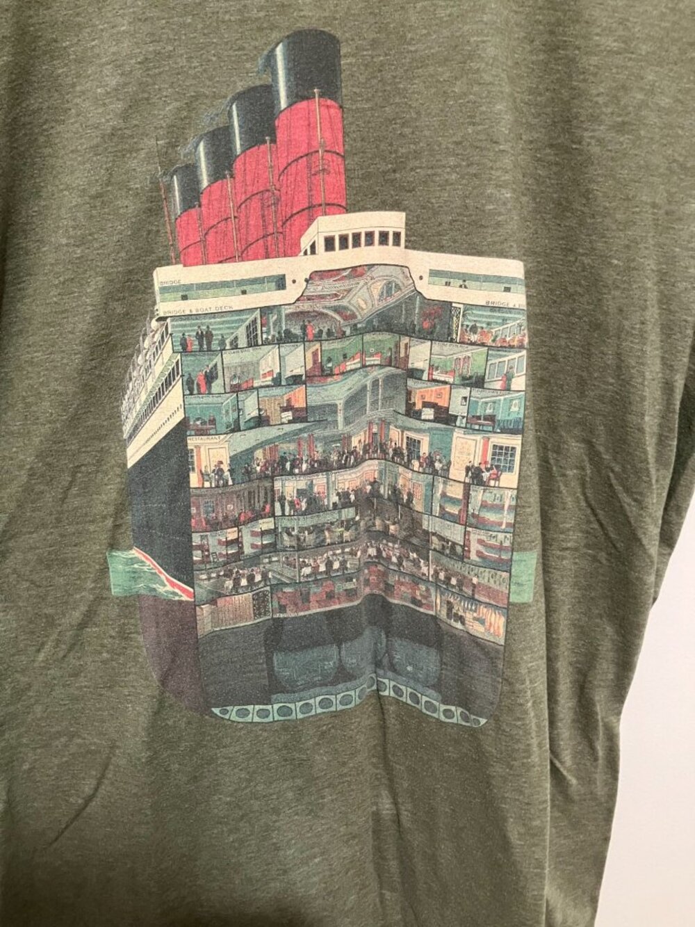 V&A Museum Created Exclusive Cunard Line Steamship T-Shirt, Green, Size XL